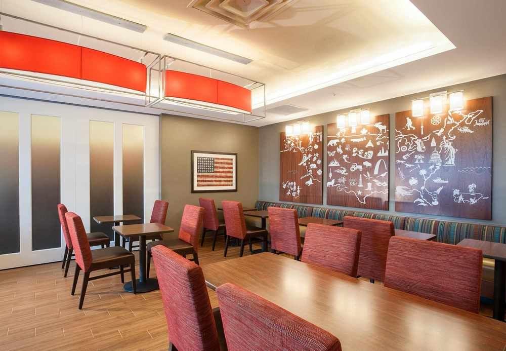 Towneplace Suites By Marriott Minneapolis Near Mall Of America Блумингтън Екстериор снимка