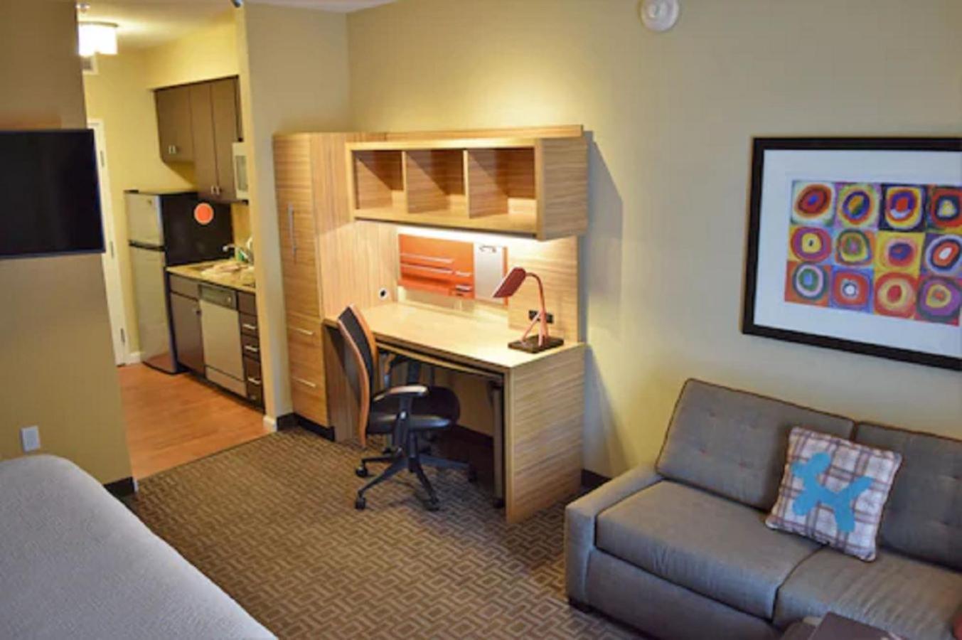 Towneplace Suites By Marriott Minneapolis Near Mall Of America Блумингтън Екстериор снимка