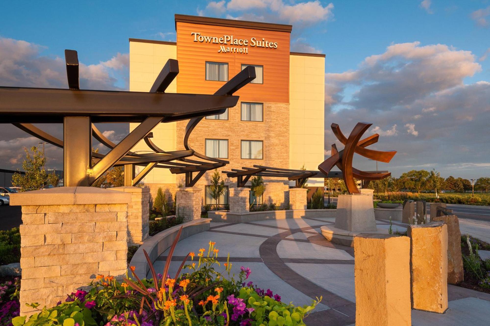 Towneplace Suites By Marriott Minneapolis Near Mall Of America Блумингтън Екстериор снимка