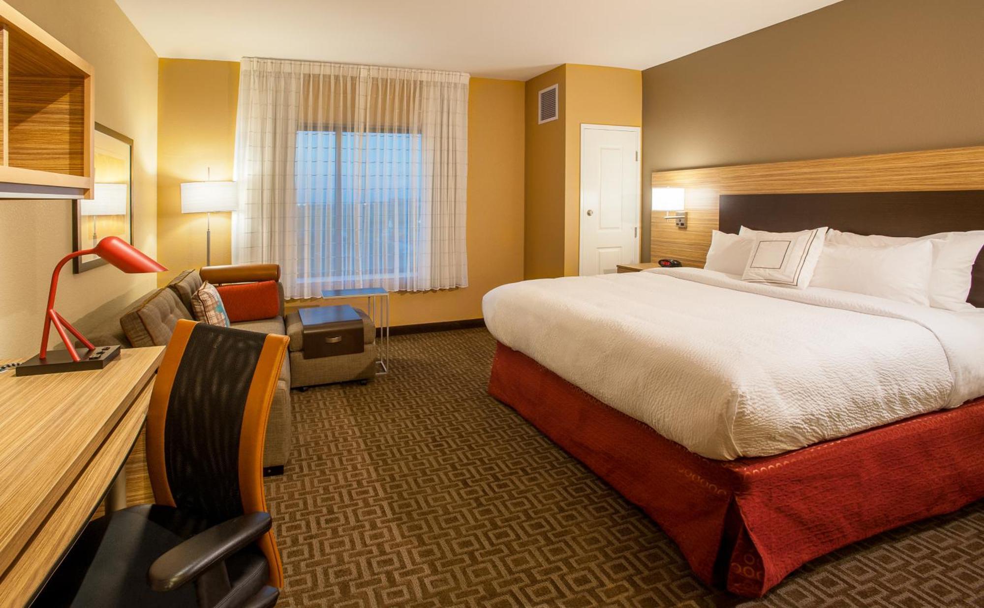 Towneplace Suites By Marriott Minneapolis Near Mall Of America Блумингтън Екстериор снимка