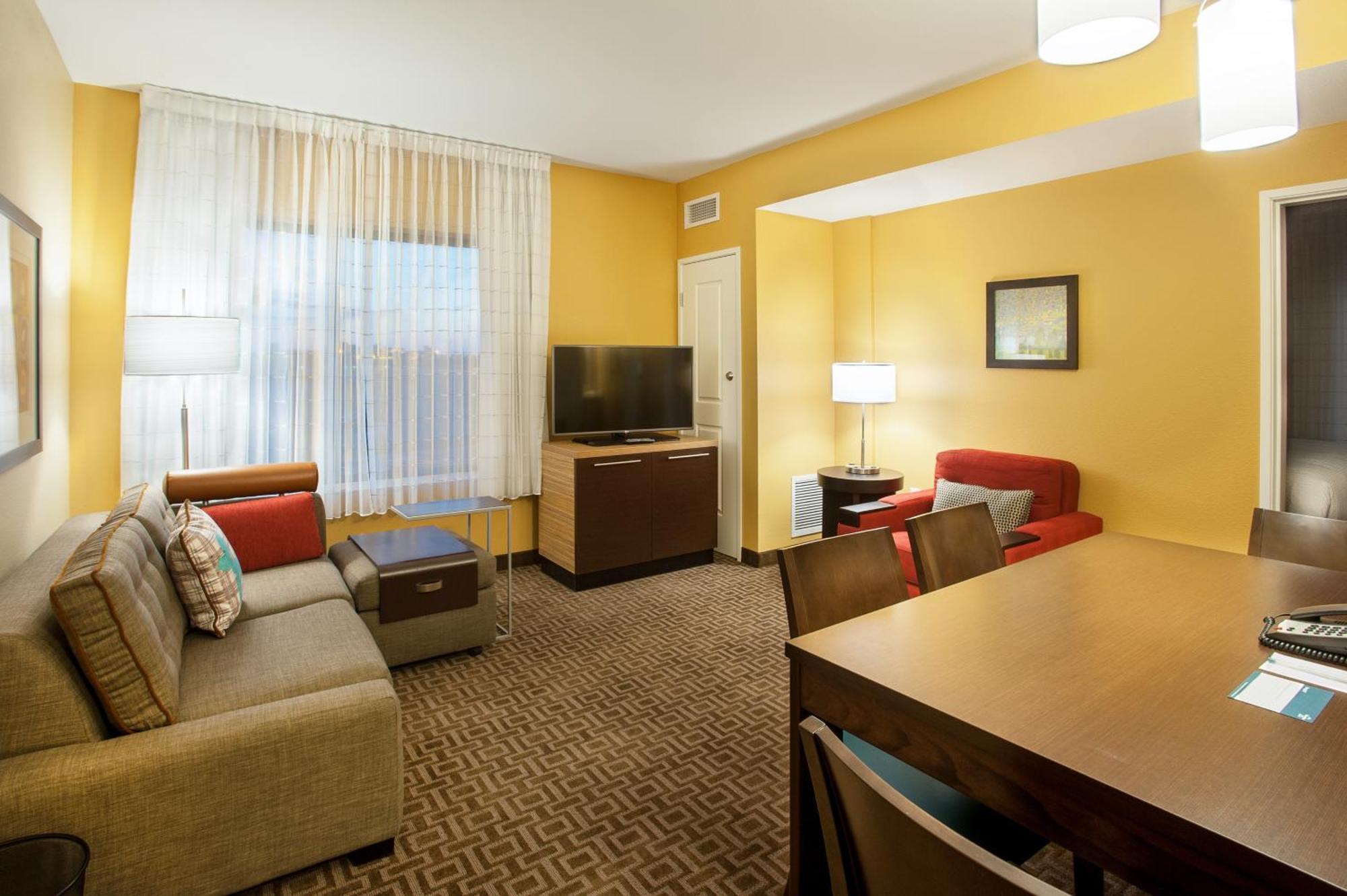 Towneplace Suites By Marriott Minneapolis Near Mall Of America Блумингтън Екстериор снимка