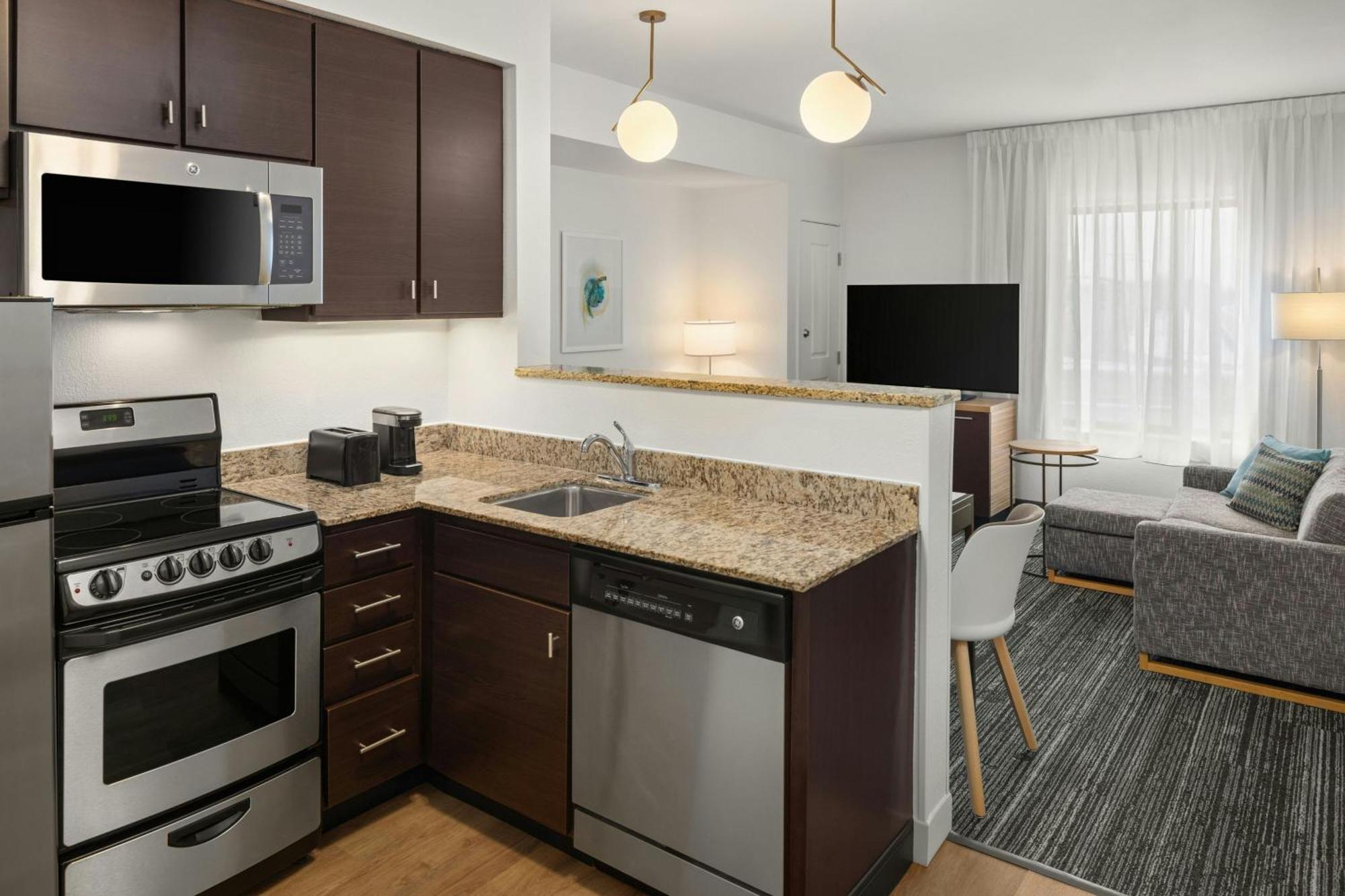 Towneplace Suites By Marriott Minneapolis Near Mall Of America Блумингтън Екстериор снимка